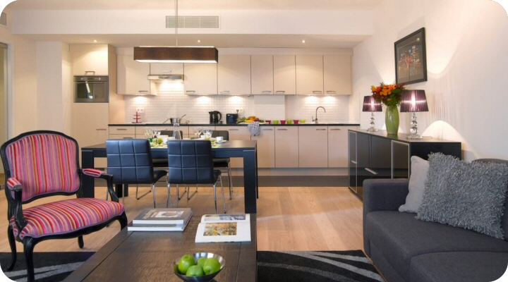 Eladó lakások, házak, ingatlanok