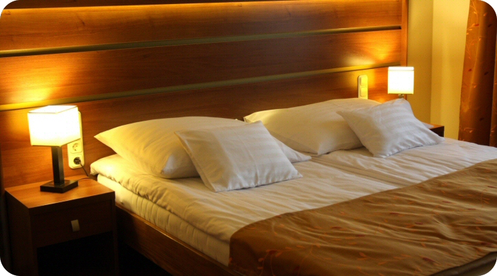 Szálláshelyek, apartmanházak